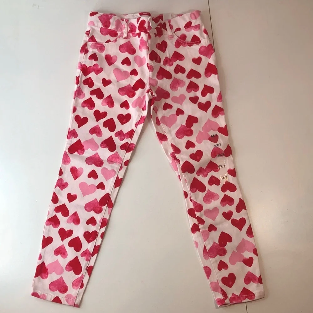 The Children’s Place Charming Red Pink Heart Print Girls Jeans 6X/7 NEW NWT